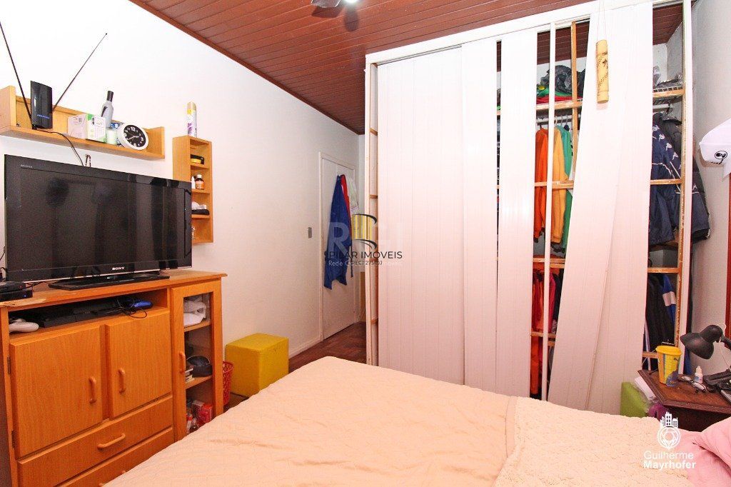 Casa para Venda - 202m², 4 dormitórios, sendo 1 suites, 3 vagas - Petrópolis