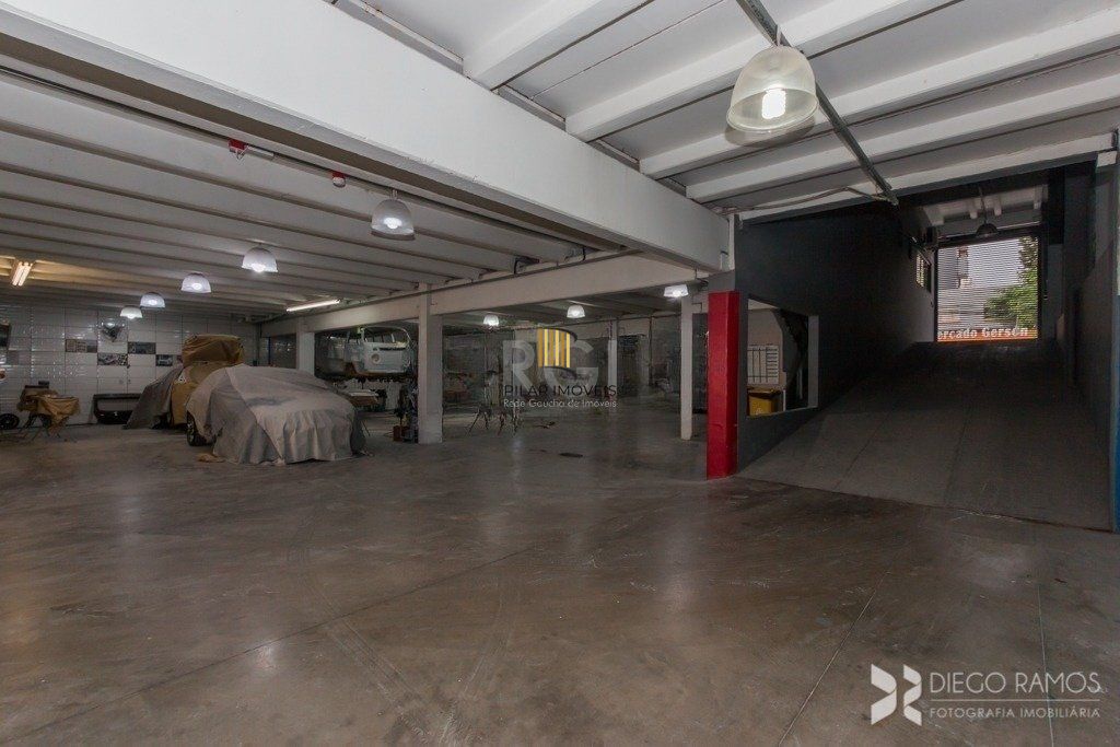 Prédio à venda 2236m² Avenida OTTO NIEMEYER, Tristeza, Porto Alegre.
