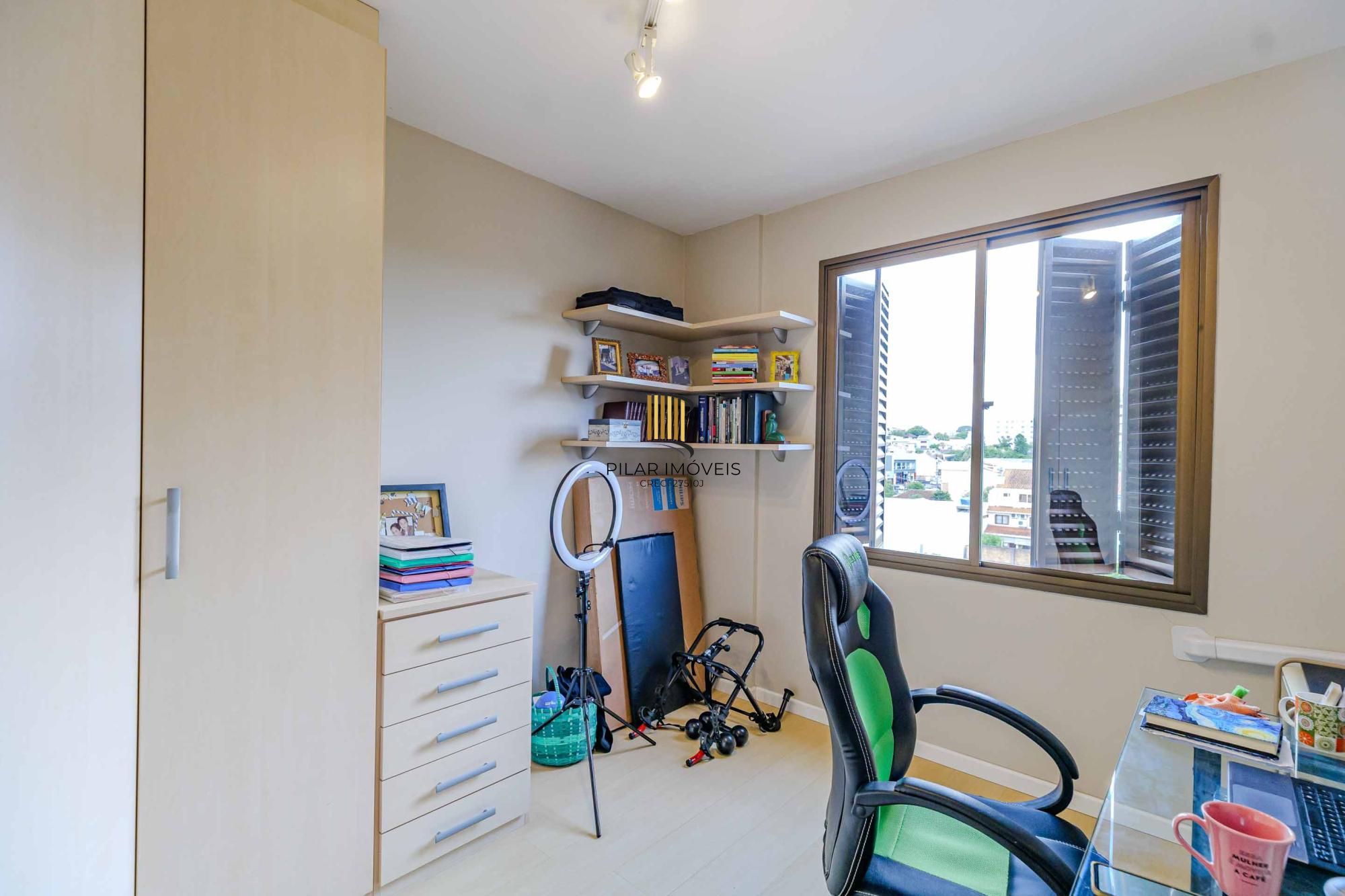 Apartamento 2 dormitórios no bairro Tristeza