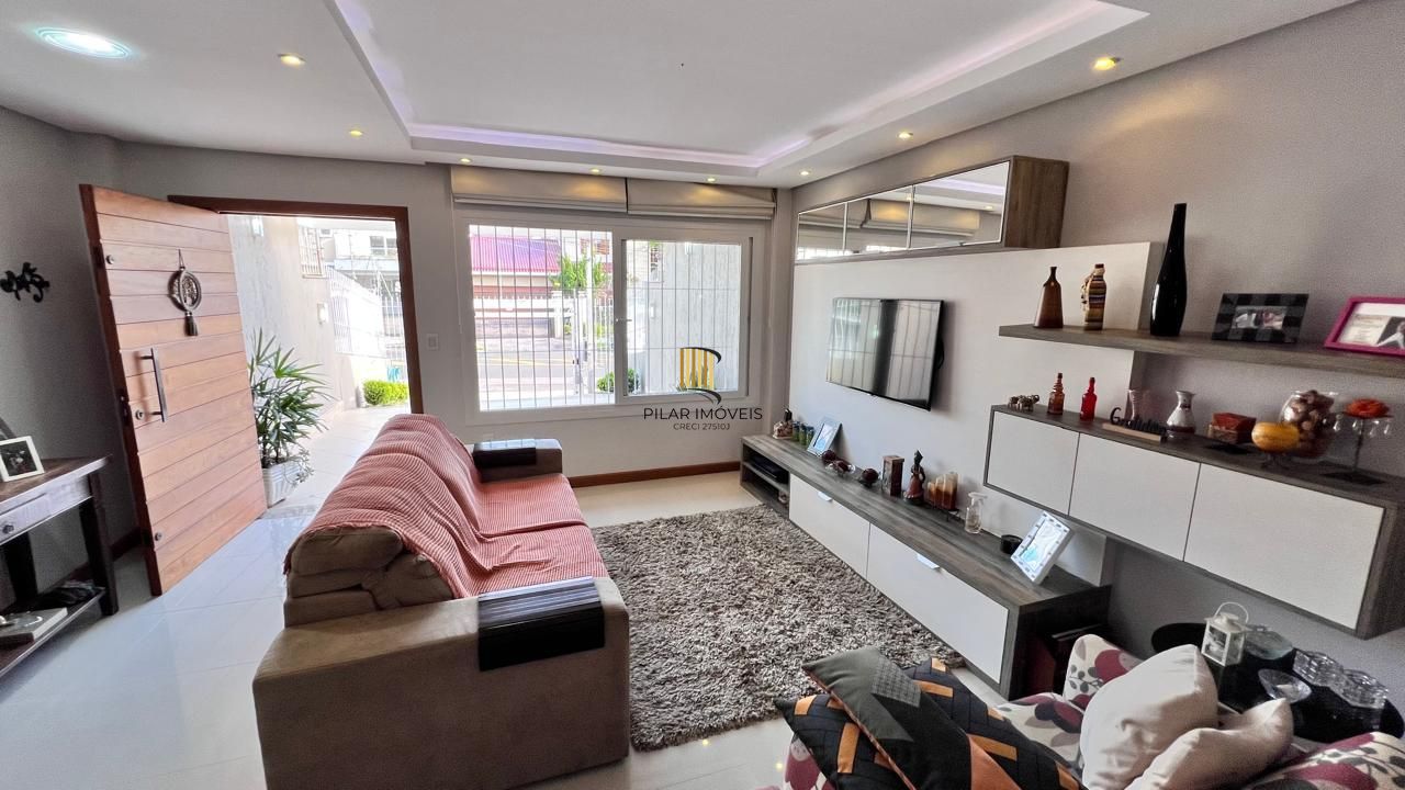 Casa 3 dormitórios no bairro Espírito Santo