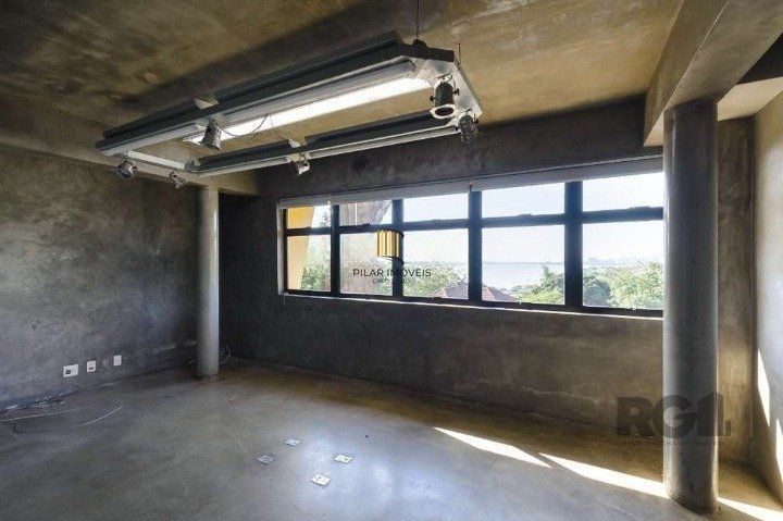 Prédio Comercial no bairro Cristal