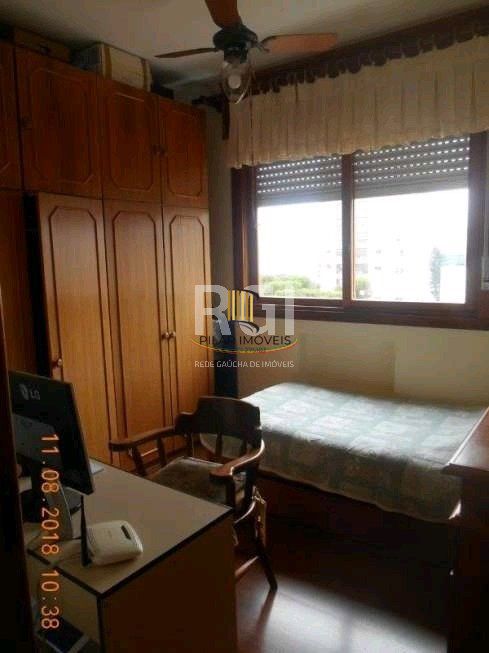 Apartamento para Venda - 137m², 3 dormitórios, sendo 1 suites, 2 vagas - Petrópolis
