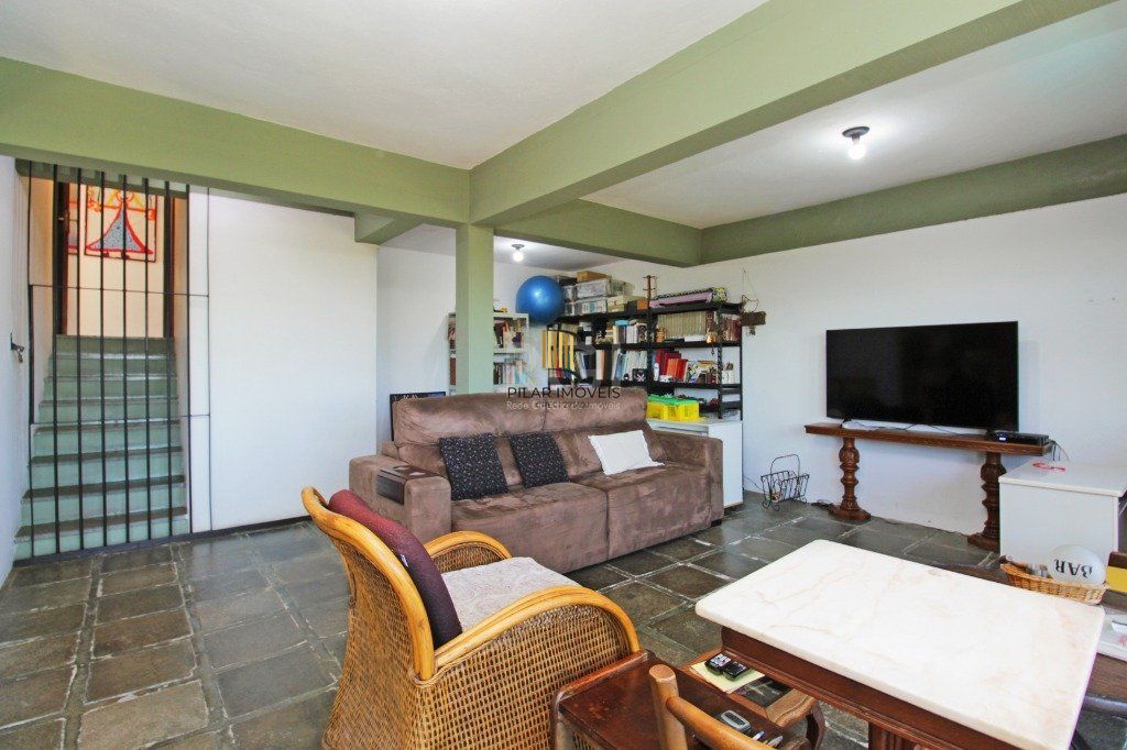 Casa 3 dor. sendo 1 suite, piscina, com vista panorâmica  no Morro Apamecor.