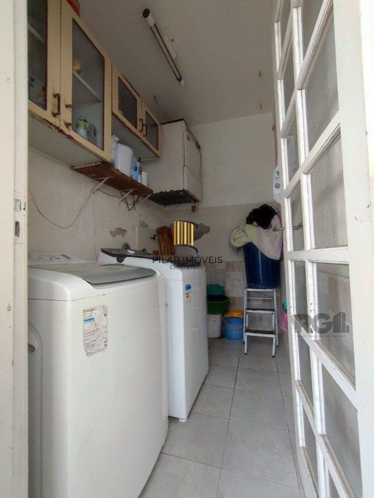 Casa 4 quartos no bairro Partenon, em Porto Alegre