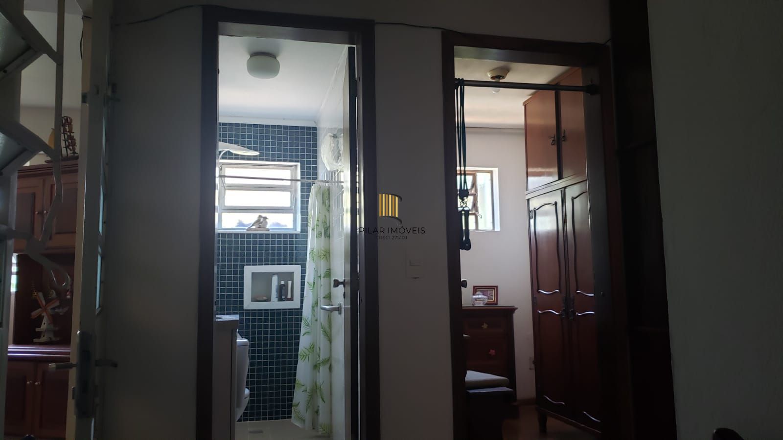 Casa 5 dormitórios no bairro Teresópolis