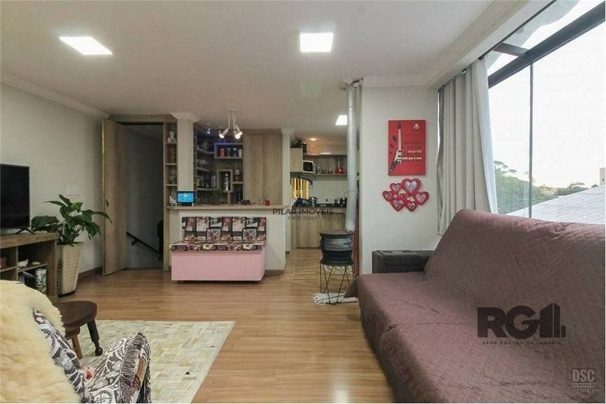 Casa de 285m² - 4 dormitórios, 4 vagas no bairro Bom Jesus