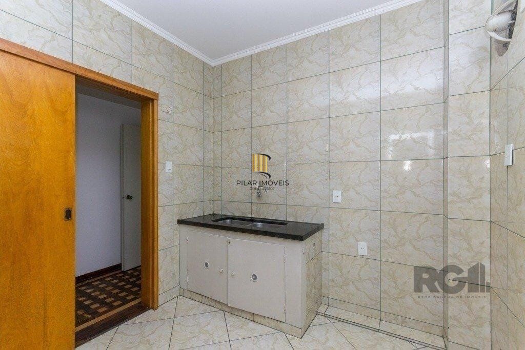 Excelente apartamento de 126m² com 3 dormitórios e sacada.