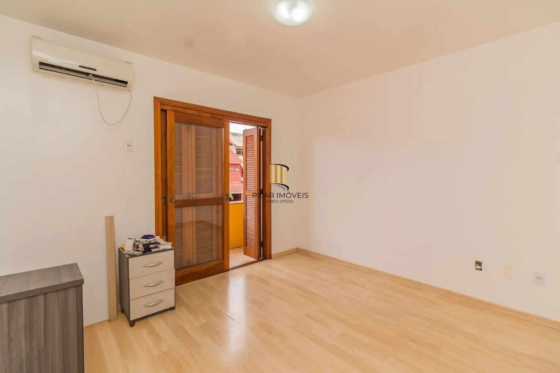 Casa em Condomínio de 3 dormitórios, no Bairro Ipanema