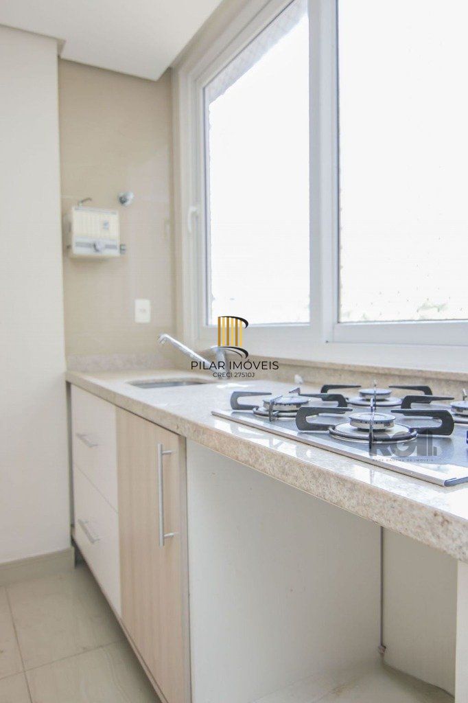 Apartamento 145m² - 3 dormitórios sendo 1 suíte e 2 vagas no Centro Histórico/Porto Alegre