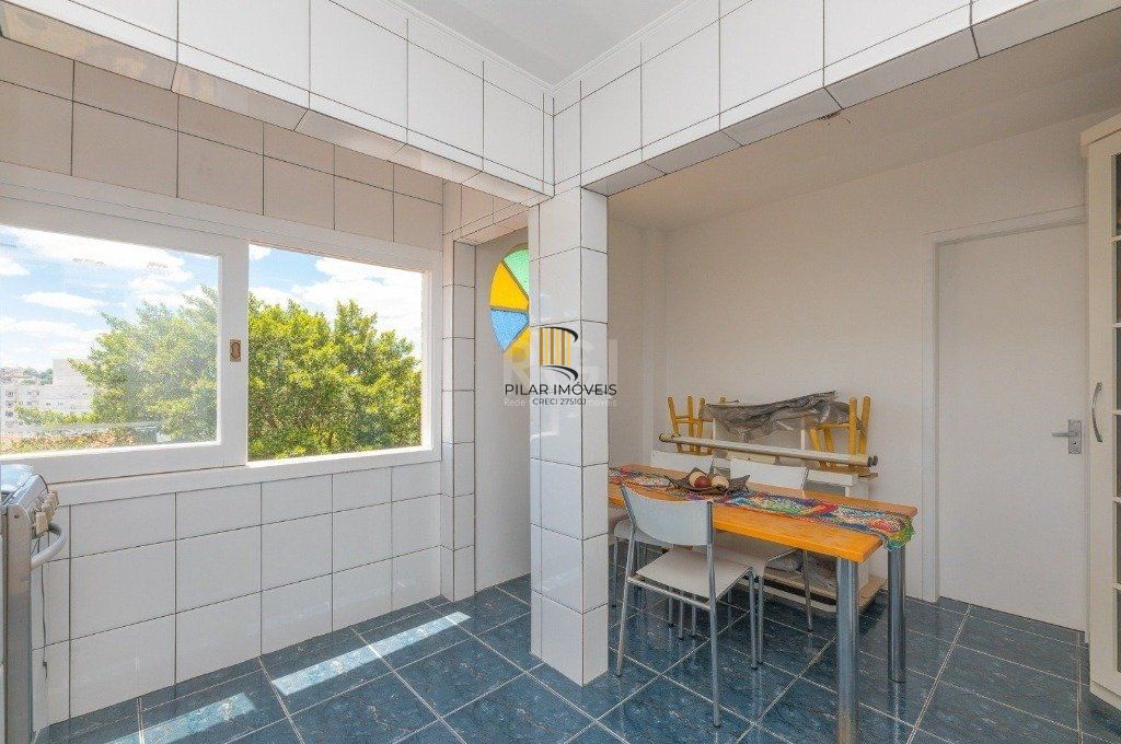 COBERTURA 2 DORMITÓRIOS, TERESÓPOLIS, 147 M²