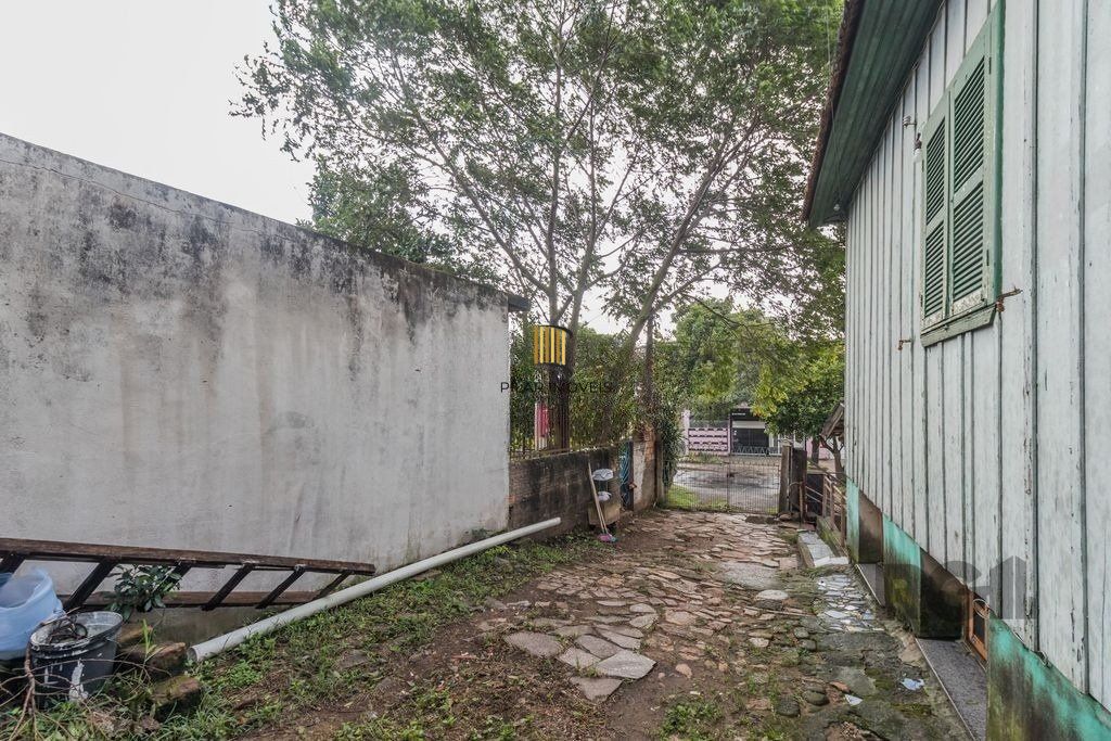 Casa de 4 dormitórios,  no bairro Vila Jardim