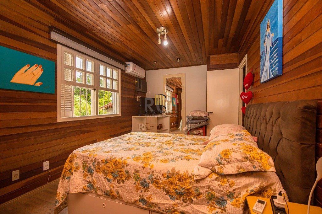 Casa 3 Dormitório(s) Bairro Jardim São Pedro
