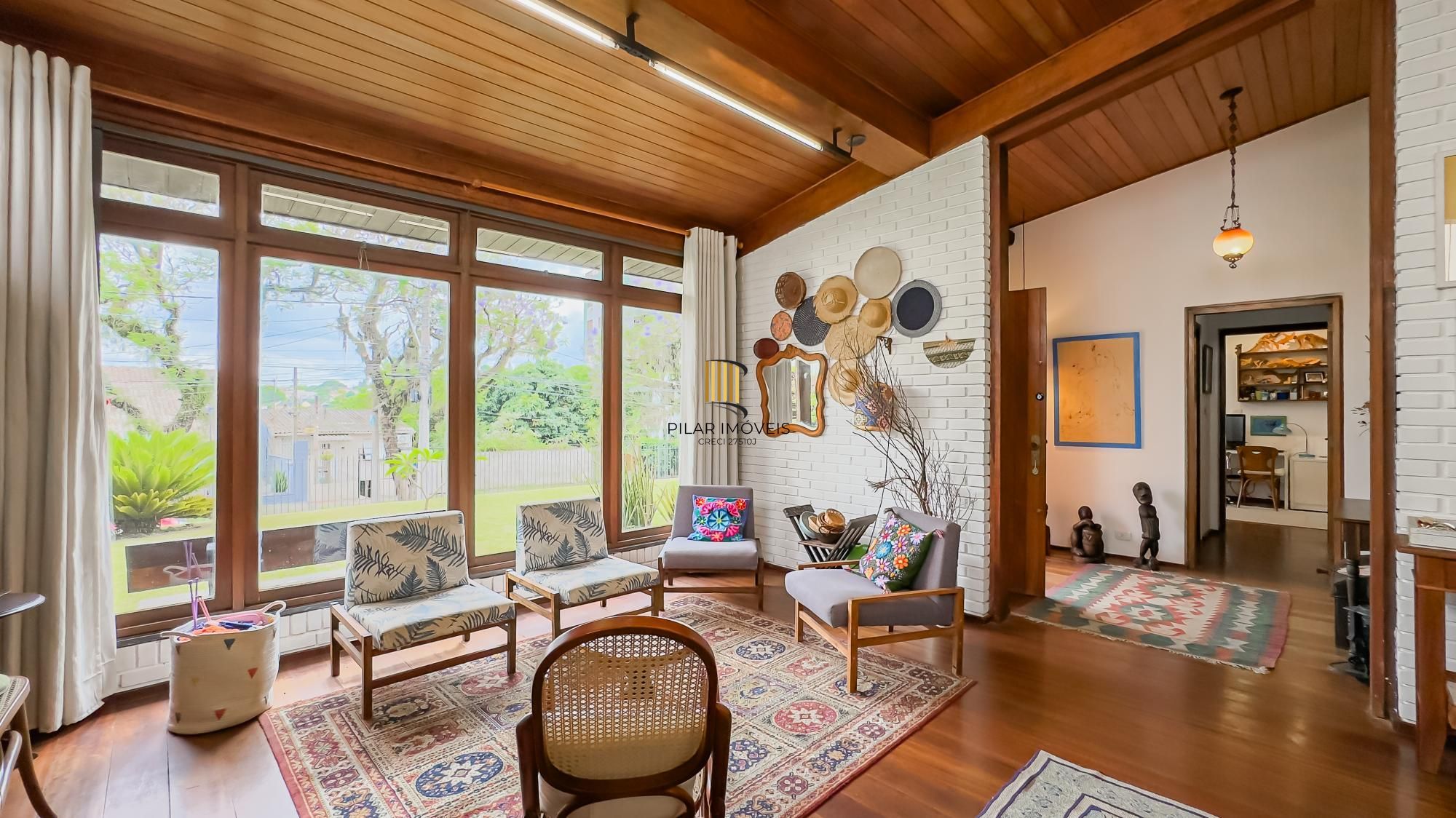 Casa com 3 quartos e 313m² à venda em Chácara das Pedras, Porto Alegre. Rua Joao Paetzel, Chácara Das Pedras, Porto Alegre