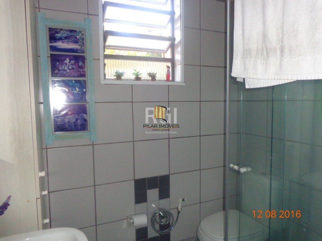 Casa para Venda - 240m², 6 dormitórios, 4 vagas - Teresópolis