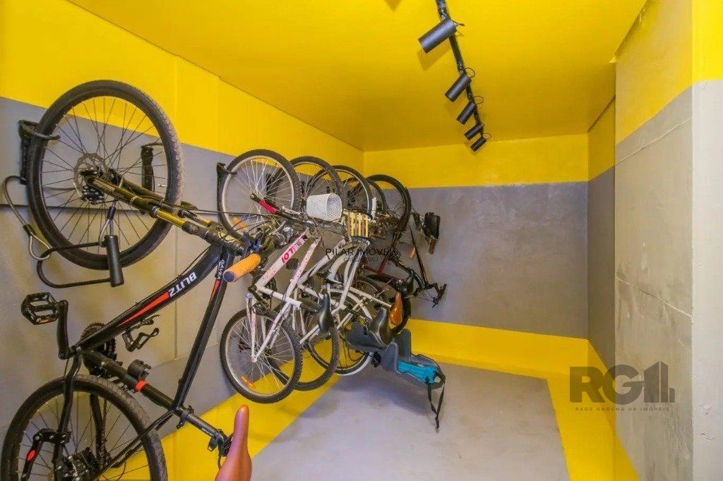 Apartamento à venda com 3 quartos 72 m²  rua nunes machado, menino deus, porto alegre