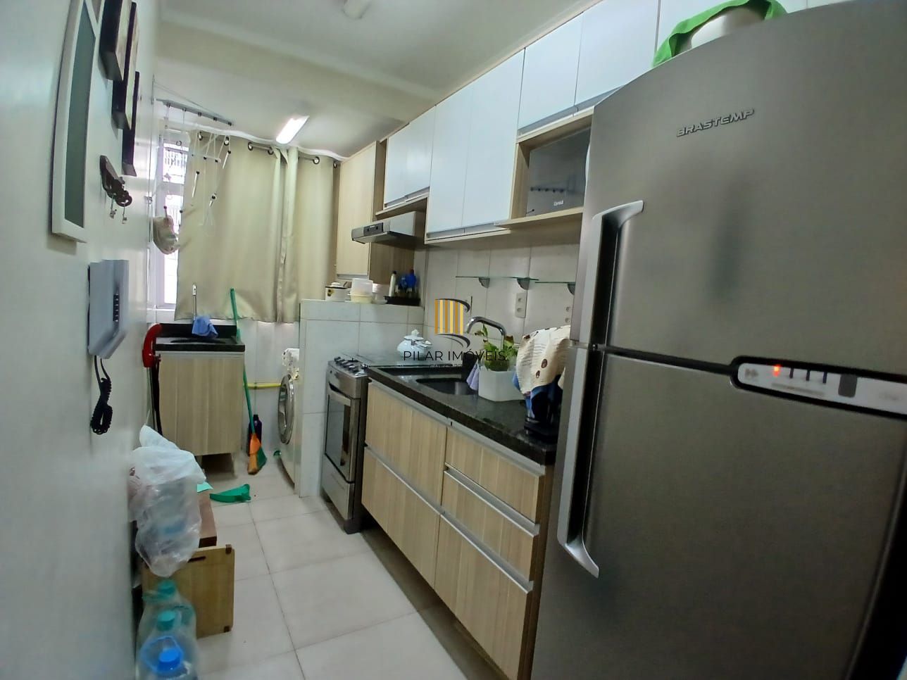 Apartamento de 01 dormitorio no bairro Passo da Areia - Porto alegre
