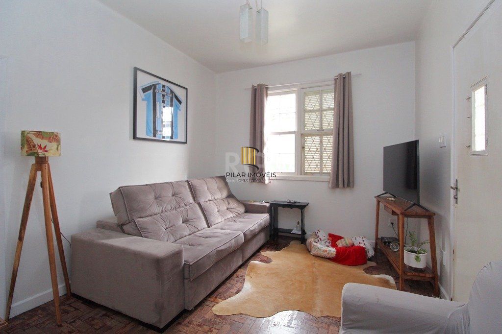 Casa para Venda - 264m², 3 dormitórios, 2 vagas - Santa Tereza
