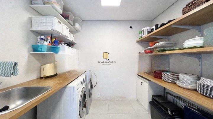 Casa 4 dormitórios no bairro Jardim Itu