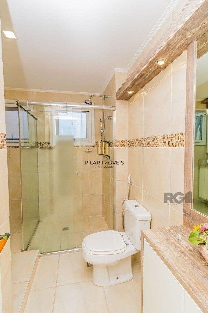 Excelente cobertura de 182m² com 3 dormitórios e 2 vagas.