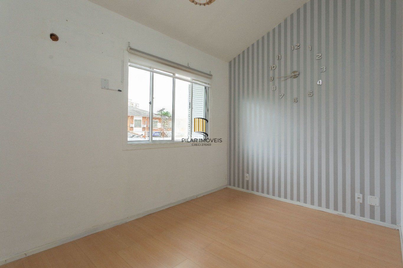 Casa em Condomínio de 3 dormitórios  à venda em Sarandi, Porto Alegre.