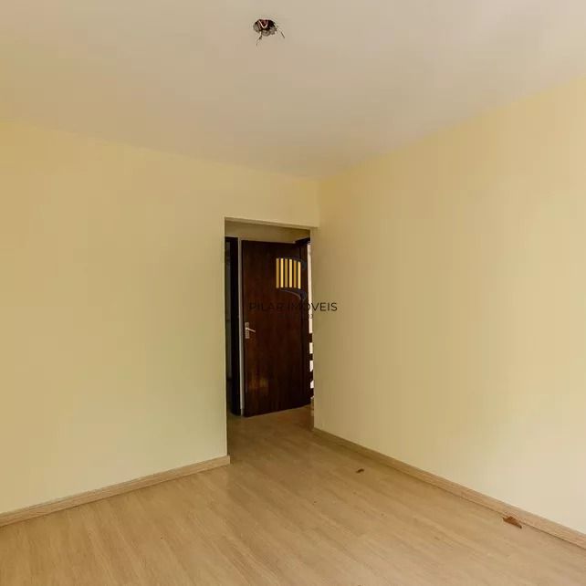 Casa à Venda na Rua da Gruta – 241,99m² – Próxima ao Hospital Divina Providência