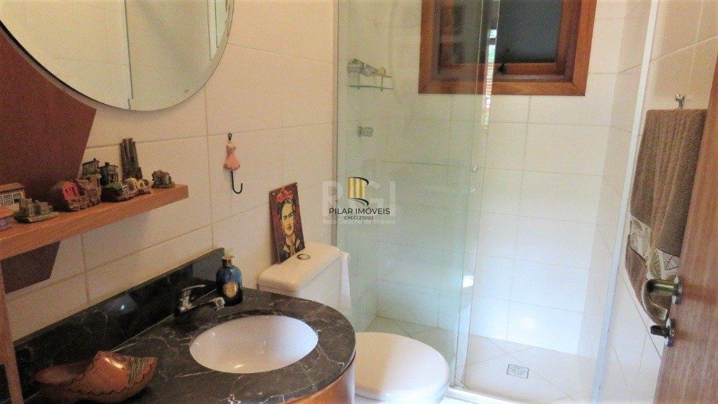 Casa Condominio para Venda - 404.59m², 3 dormitórios, sendo 1 suites, 2 vagas - Cristal