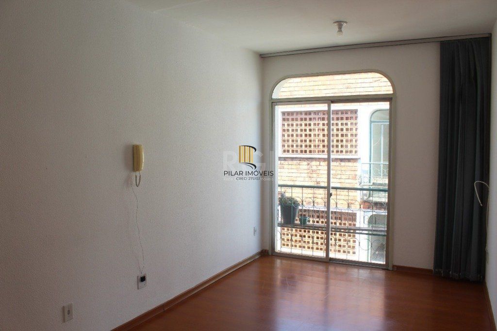 Apartamento 2 dormitórios no bairro Jardim do Salso
