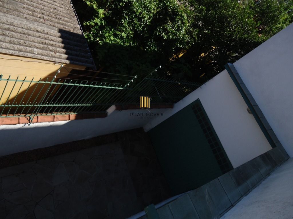 Casa para Venda - 750m², 4 dormitórios, sendo 2 suites, 5 vagas - Santa Tereza