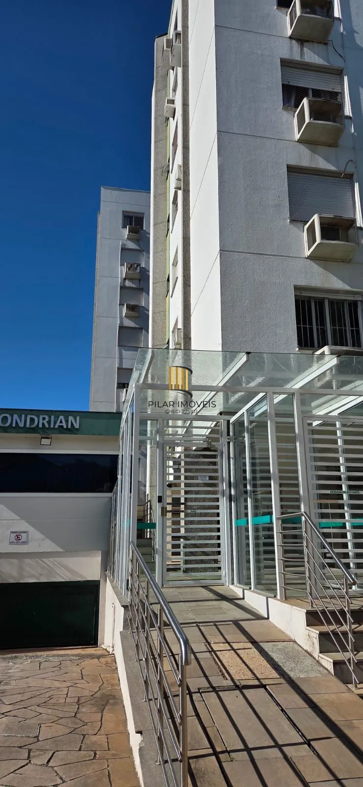 BOX NO CONDOMINIO PLAZA MONDRIAN EM TERESÓPOLIS - PORTO ALEGRE