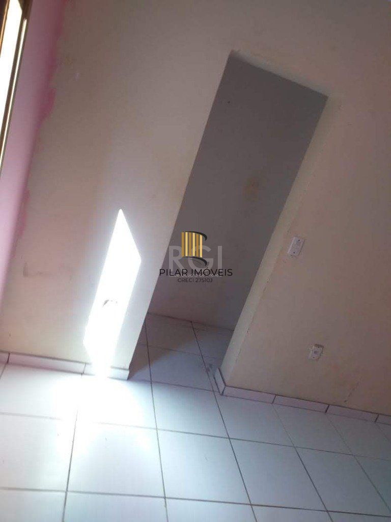 Casa para Venda - 200m², 6 dormitórios, 4 vagas - Tristeza