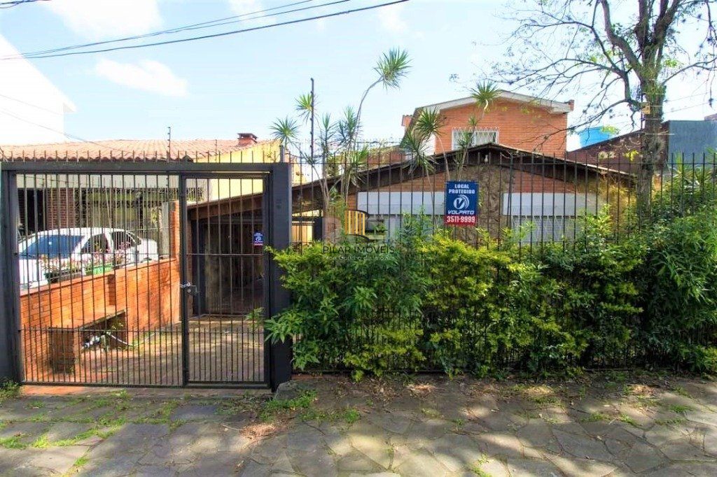 Casa para Venda - 287m², 3 dormitórios, sendo 2 suites, 4 vagas - Nonoai