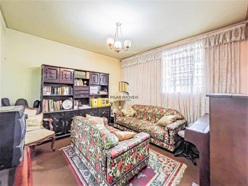 Casa para Venda - 212m², 3 dormitórios, 3 vagas - Azenha - Pilar Imóveis
