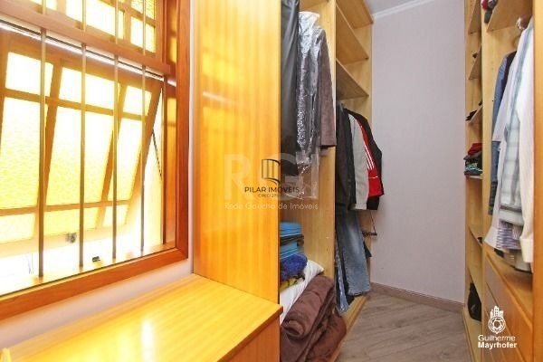 Excelente casa de 189m² com 3 dormitórios.