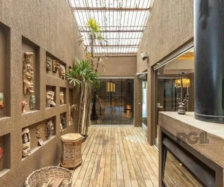Excelente casa de 220m² com 3 dormitórios no bairro Tristeza.