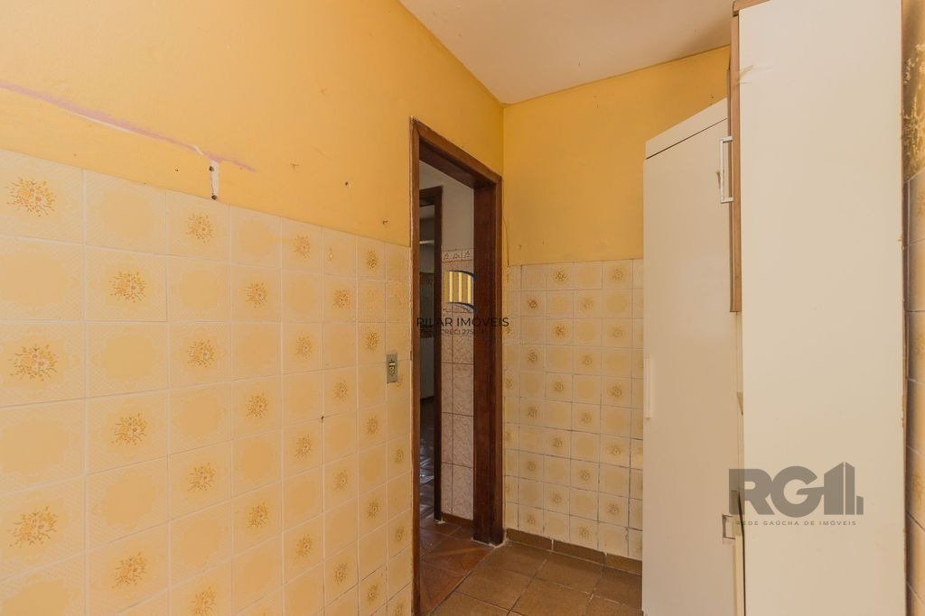 Casa de 5 dormitórios no bairro Sarandi