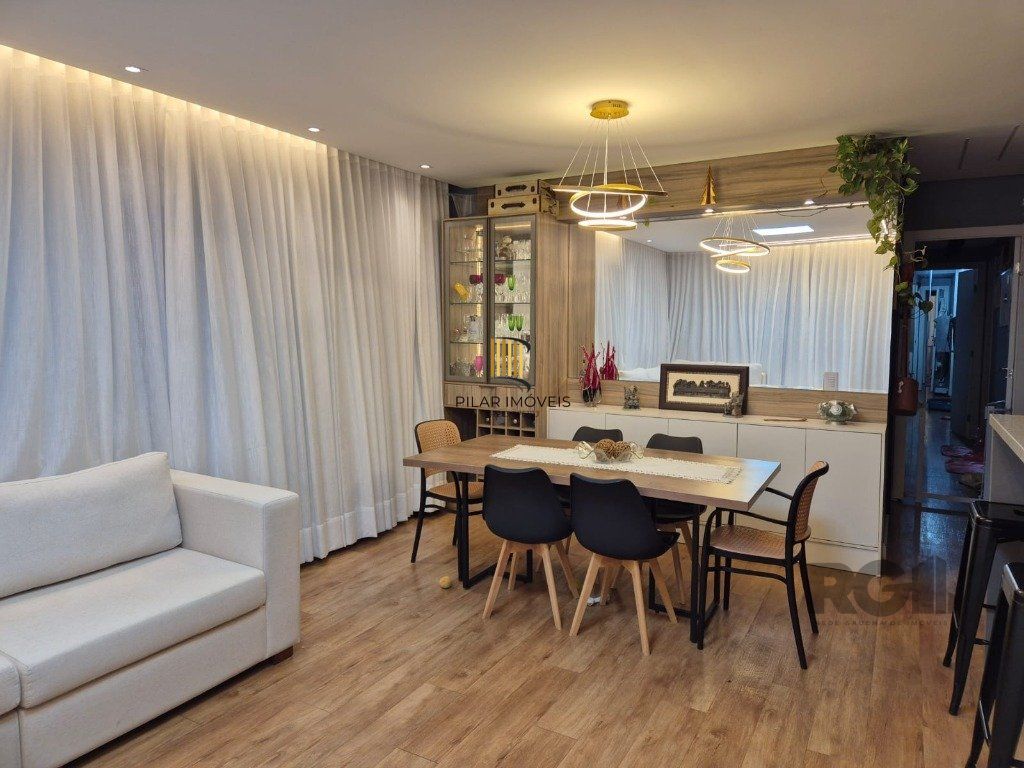 Apartamento 03 dormitorios com suite em Porto Alegre=RS