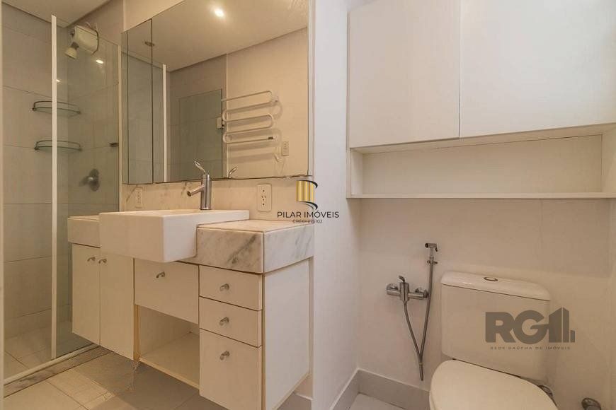 Apartamento 126m² - Semi mobiliado, 3 dormitórios, 1 vaga no bairro Moinhos de Vento