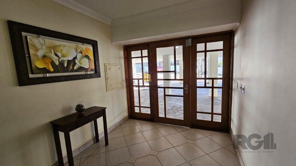 Apartamento 1 dormitório com ótima orientação solar no Bairro Nonoai.