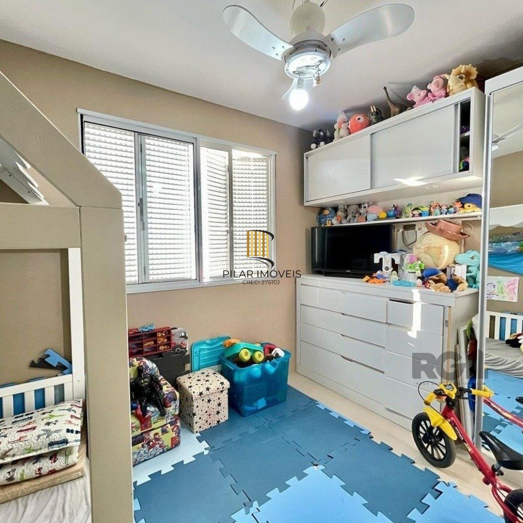 Casa em condomínio fechado - 70m², 2 dormitórios, 1 vaga de garagem no bairro Humaitá