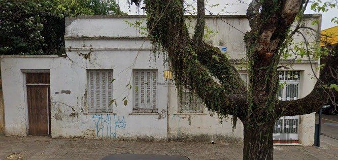 Casa com 4 dormitórios no bairro Centro de Uruguaiana