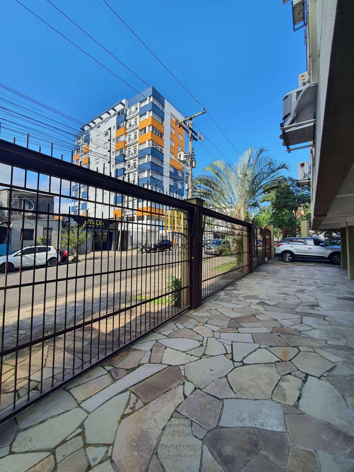 Apartamento mobiliado, pronto para morara com 2 dormitórios e 1 garagem