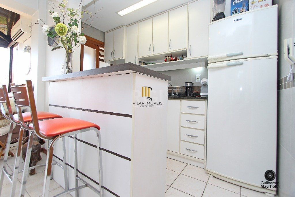 Apartamento para Venda - 73.28m², 2 dormitórios, 1 vaga - Menino Deus