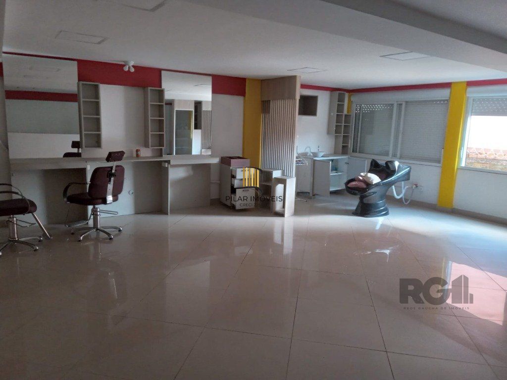 Casa Comercial no bairro Medianeira