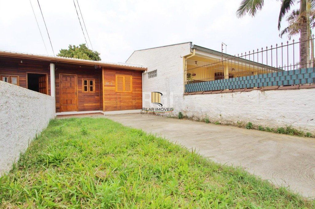 CASA BEM LOCALIZADA NA CAVALHADA EM FRENTE AO CECOPAM