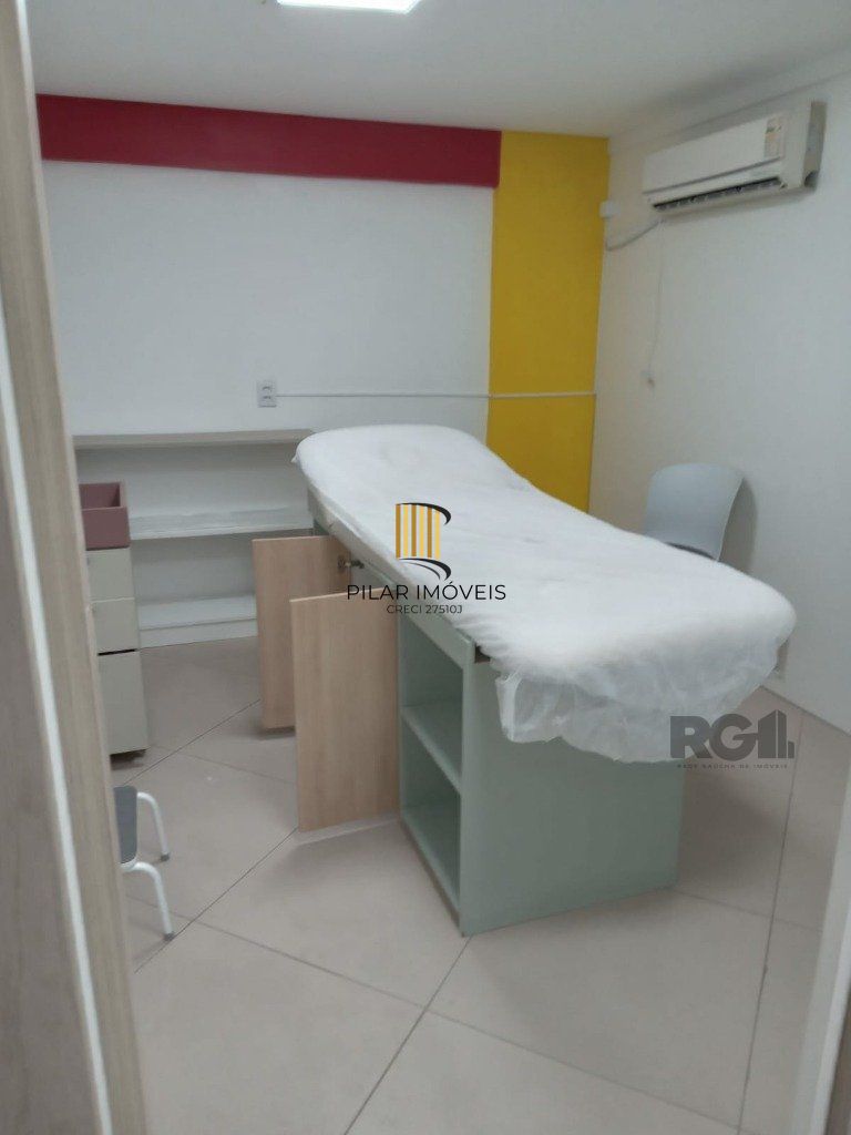 Casa Comercial no bairro Medianeira