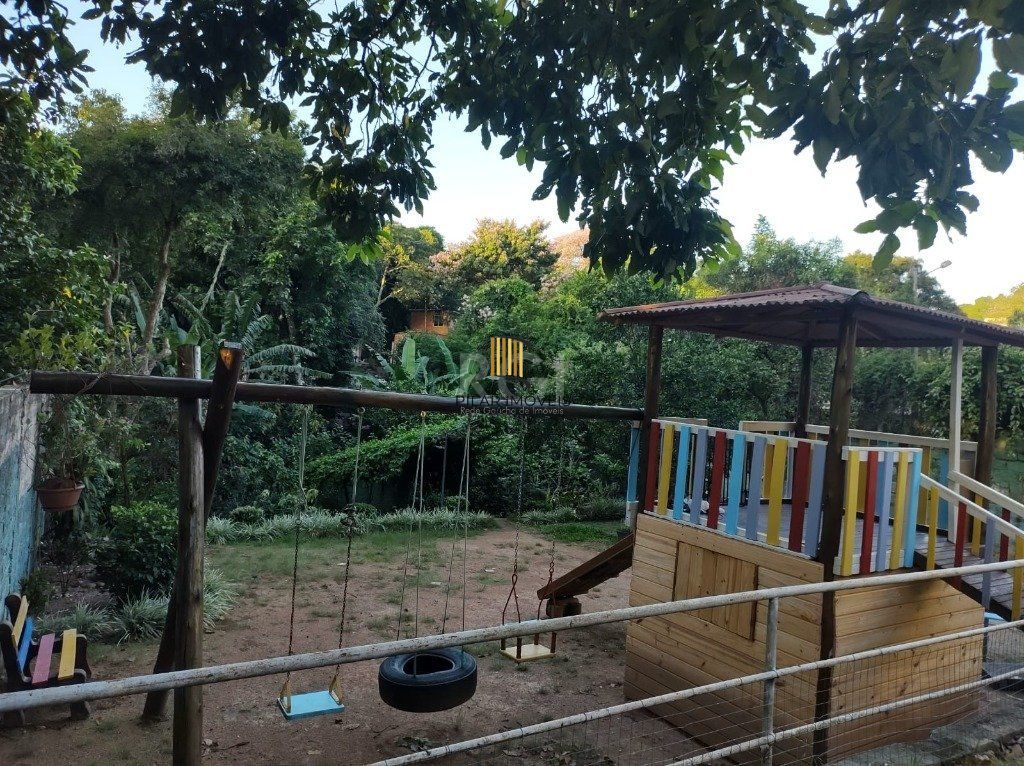 Casa 2 dormitórios no bairro Teresópolis
