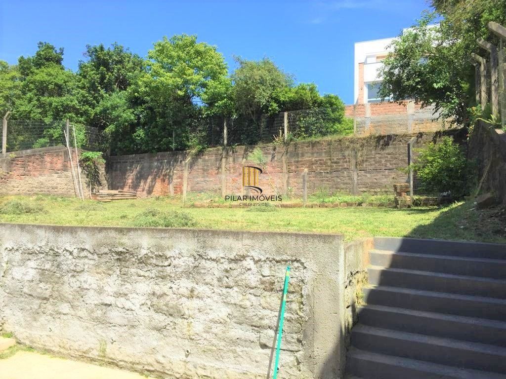 Casa para Venda - 200m², 3 dormitórios, sendo 1 suites, 2 vagas - Hípica