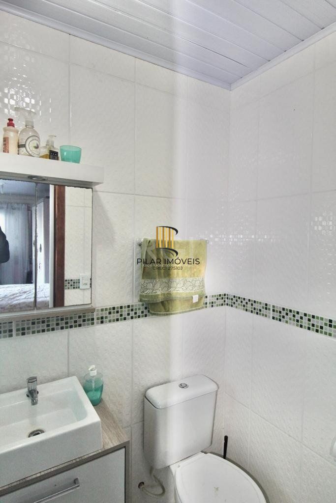 Casa para Venda - 90m², 5 dormitórios, sendo 1 suites, 5 vagas - Teresópolis