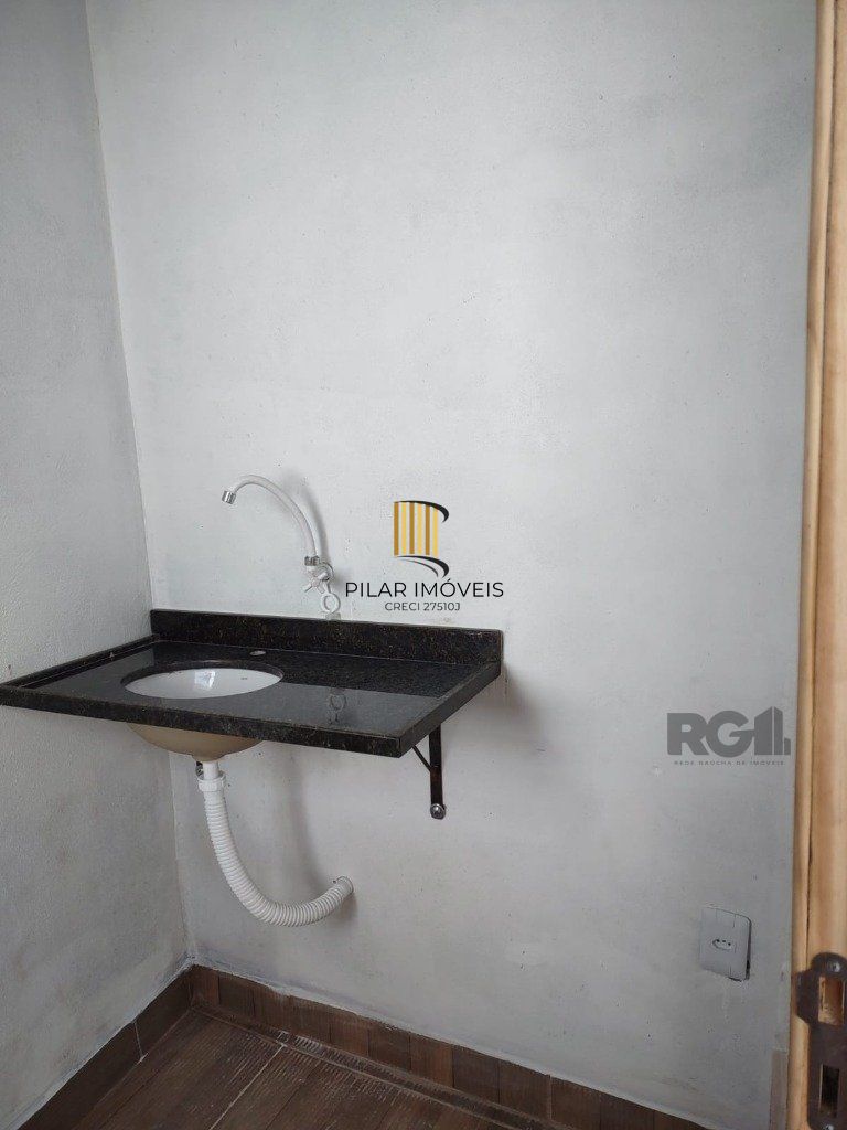 Loja para Venda - 60m², 0 dormitórios, 3 vagas - Petrópolis