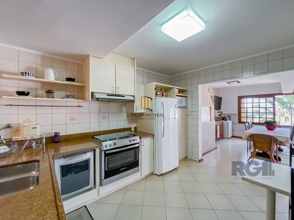 Casa alto padrão, 500m² privativos com linda vista da cidade no Morro Apamecor
